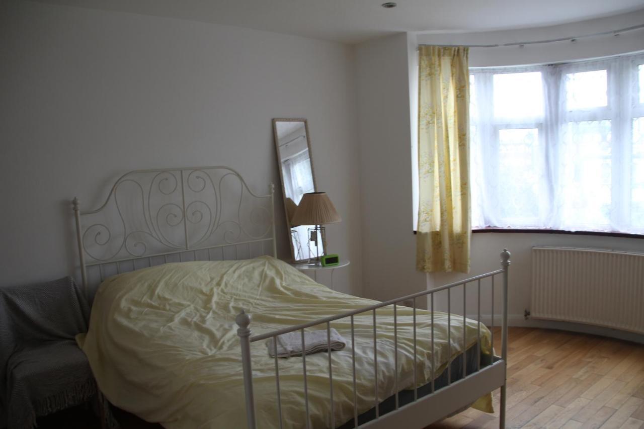 Beautiful Double Bedroom Έτζγουερ Εξωτερικό φωτογραφία