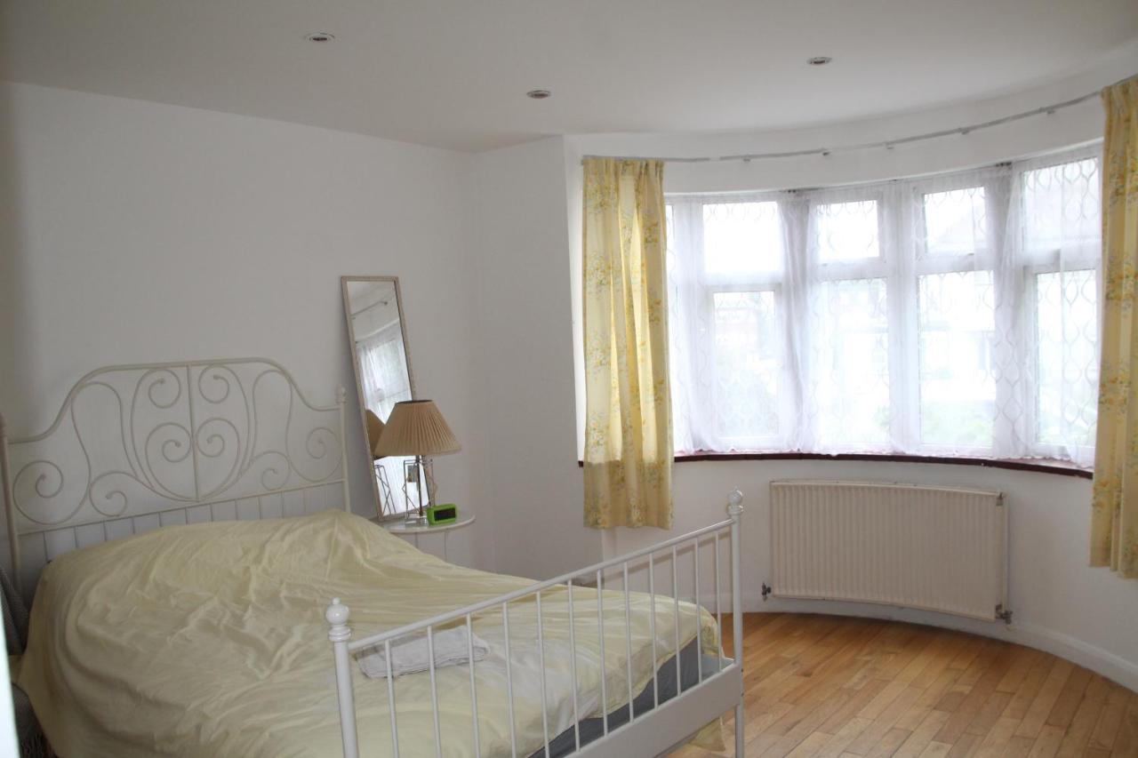 Beautiful Double Bedroom Έτζγουερ Εξωτερικό φωτογραφία